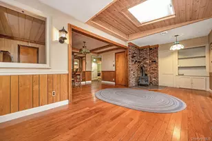 845 Karshick St, Bohemia, NY 11716 - Photo 6