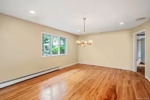 61 Ledgewood Dr, Smithtown, NY 11787 - Photo 12
