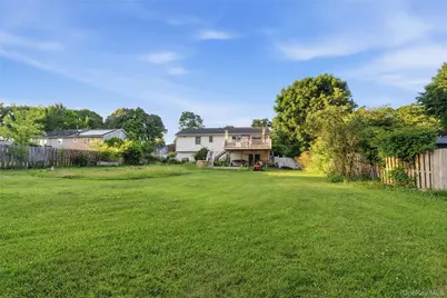 15 Guernsey Drive, New Windsor, NY 12553 - Photo 30