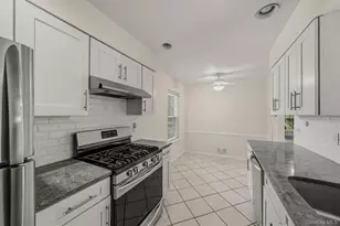 37 Candlestick Ct, Warwick, NY 10990 - Photo 14