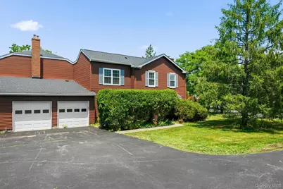 37 Candlestick Court, Warwick, NY 10990 - Photo 2