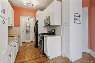 3875 Waldo Avenue #2C, Bronx, NY 10463 - Photo 10