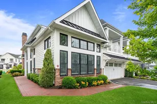 82101 Spruce Pond Cir, Plainview, NY 11803 - Photo 34