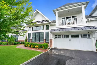 82101 Spruce Pond Circle, Plainview, NY 11803 - Photo 1