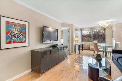 220-55 46th Avenue #5P, Bayside, NY 11361 - Photo 2