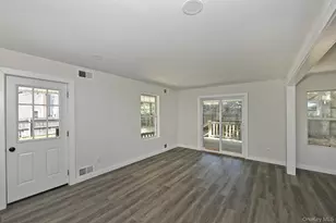 208 Lake Dr, Patchogue, NY 11772 - Photo 12