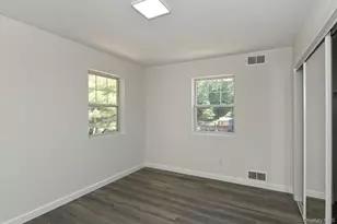 208 Lake Dr, Patchogue, NY 11772 - Photo 18
