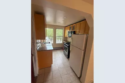 149 W Kingsbridge Road #3, Mount Vernon, NY 10550 - Photo 6