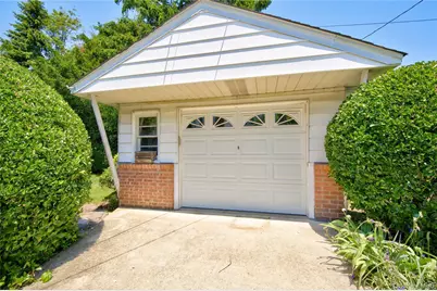 41 Elwood Avenue, Hicksville, NY 11801 - Photo 16