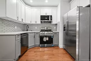 92-10 104th St, Richmond Hill, NY 11418 - Photo 4