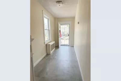 2041 Colonial Avenue, Bronx, NY 10461 - Photo 8