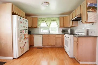18 Worthington Drive W, Carmel, NY 10512 - Photo 10