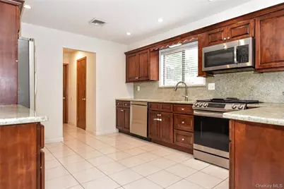19 Church Road, Suffern, NY 10901 - Photo 12