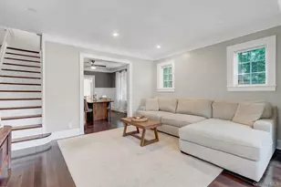 65 Roxbury Rd, Garden City, NY 11530 - Photo 8