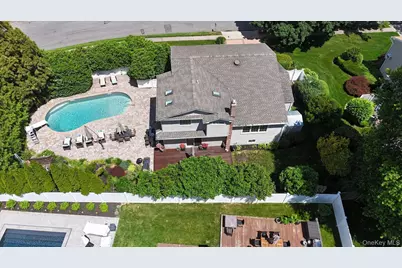 8 Griggs Drive, Greenlawn, NY 11740 - Photo 34