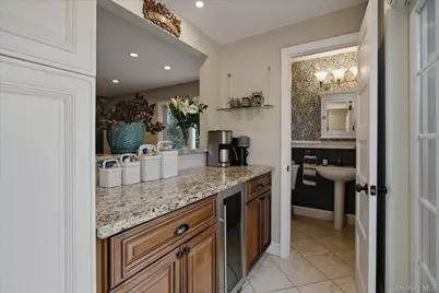 8 Griggs Drive, Greenlawn, NY 11740 - Photo 8