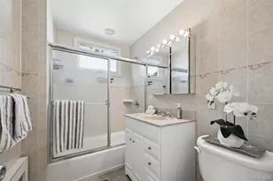 4 Dennis Ln, Bethpage, NY 11714 - Photo 18