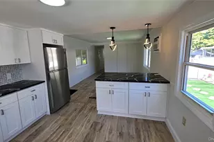 58 Betsy Ross Dr, Bohemia, NY 11716 - Photo 6