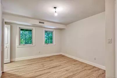 306 Clinton Avenue #2, Dobbs Ferry, NY 10522 - Photo 4