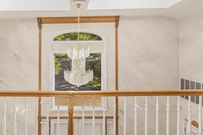 1 Brothers Court, Dix Hills, NY 11746 - Photo 18