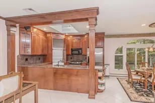 1 Brothers Ct, Dix Hills, NY 11746 - Photo 10
