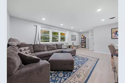 784 Brookridge Drive, Valley Cottage, NY 10989 - Photo 6