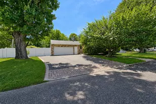 185 Tree Rd, Centereach, NY 11720 - Photo 2