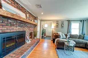 54 Westfield Dr, Centerport, NY 11721 - Photo 12
