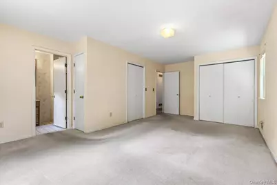 2872 Brookfield Drive, Yorktown Heights, NY 10598 - Photo 16