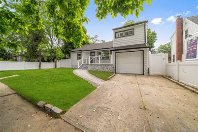 207 Wright Street, Westbury, NY 11590 - Photo 2