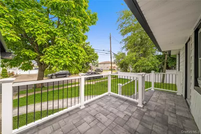 207 Wright Street, Westbury, NY 11590 - Photo 4