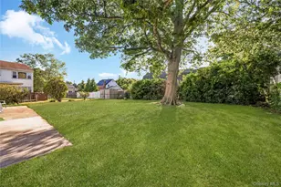 28 Baldwin St, Farmingdale, NY 11735 - Photo 26
