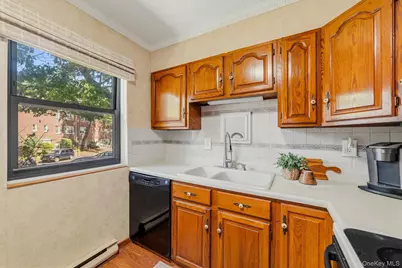 51 Fieldstone Drive #83, Hartsdale, NY 10530 - Photo 10