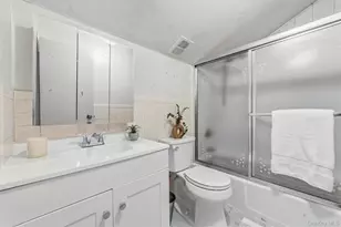 51 Fieldstone Dr, Hartsdale, NY 10530 - Photo 16