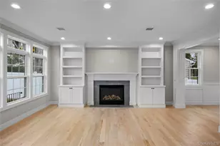 21 Devon Rd, Bethpage, NY 11714 - Photo 16