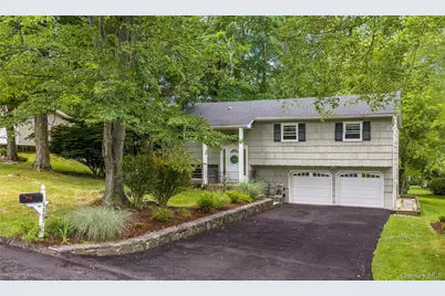 3207 Ronit Court, Yorktown Heights, NY 10598 - Photo 2