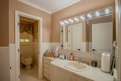 55 Wynn Court, Muttontown, NY 11791 - Photo 18