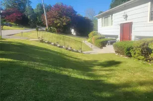 9 Westview Ave, North Salem, NY 10560 - Photo 2