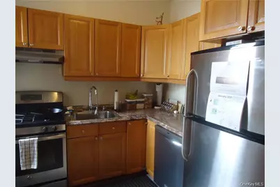 33 Washington Avenue #2L, Hastings on Hudson, NY 10706 - Photo 4
