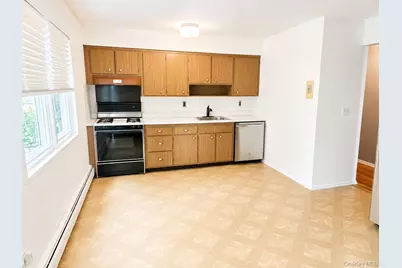 82 Demarest Avenue #16, West Nyack, NY 10994 - Photo 4