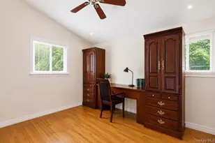 1020 Commack Rd, Dix Hills, NY 11746 - Photo 8