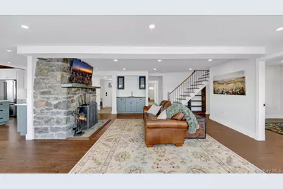 46 Sycamore Road, Mahopac, NY 10541 - Photo 6