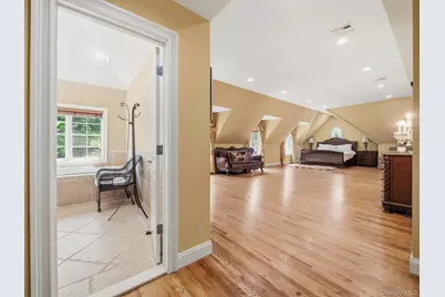 637 S Mountain Road, New City, NY 10956 - Photo 24