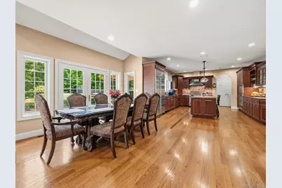637 S Mountain Road, New City, NY 10956 - Photo 14