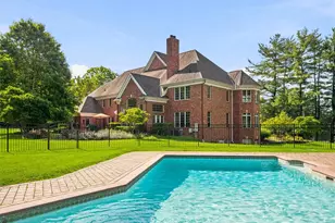637 S Mountain Rd, New City, NY 10956 - Photo 4