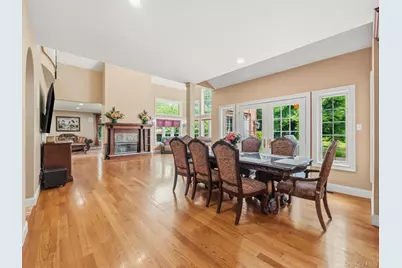 637 S Mountain Road, New City, NY 10956 - Photo 12