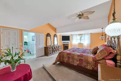 3591 Fiddler Lane, Bethpage, NY 11714 - Photo 18