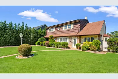 3591 Fiddler Lane, Bethpage, NY 11714 - Photo 2