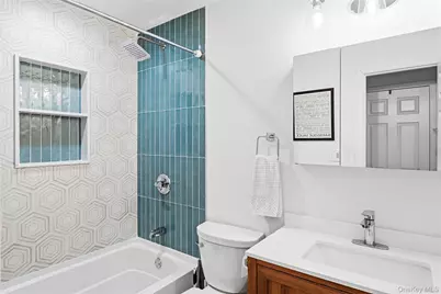 18 Ashford Drive, Bohemia, NY 11716 - Photo 10