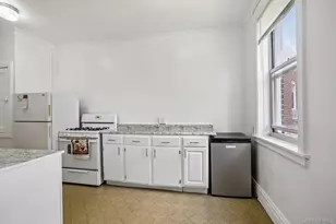 445 Gramatan Ave, Mount Vernon, NY 10552 - Photo 14